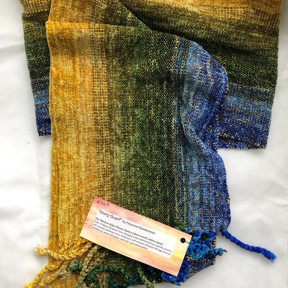 Handwoven, chenille scarf - Picture 1 of 4